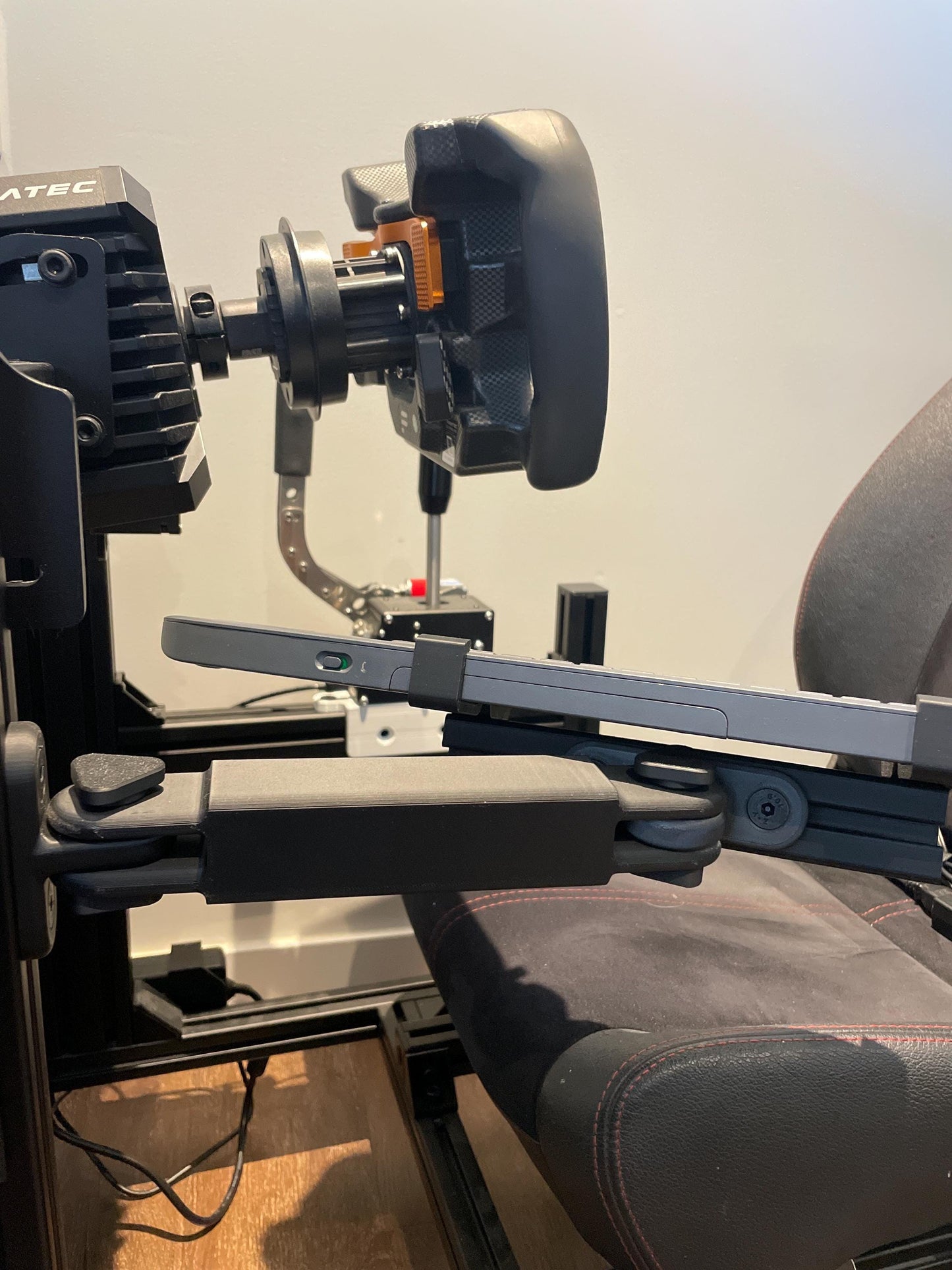 Dual-Swivel Keyboard Mount – Ergonomic, Adjustable, and Built for Sim Racing